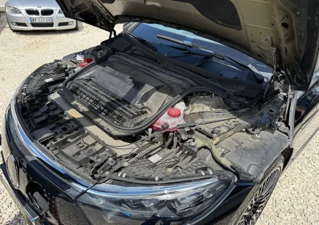 MERCEDES-BENZ EQS 450+ AMG Line