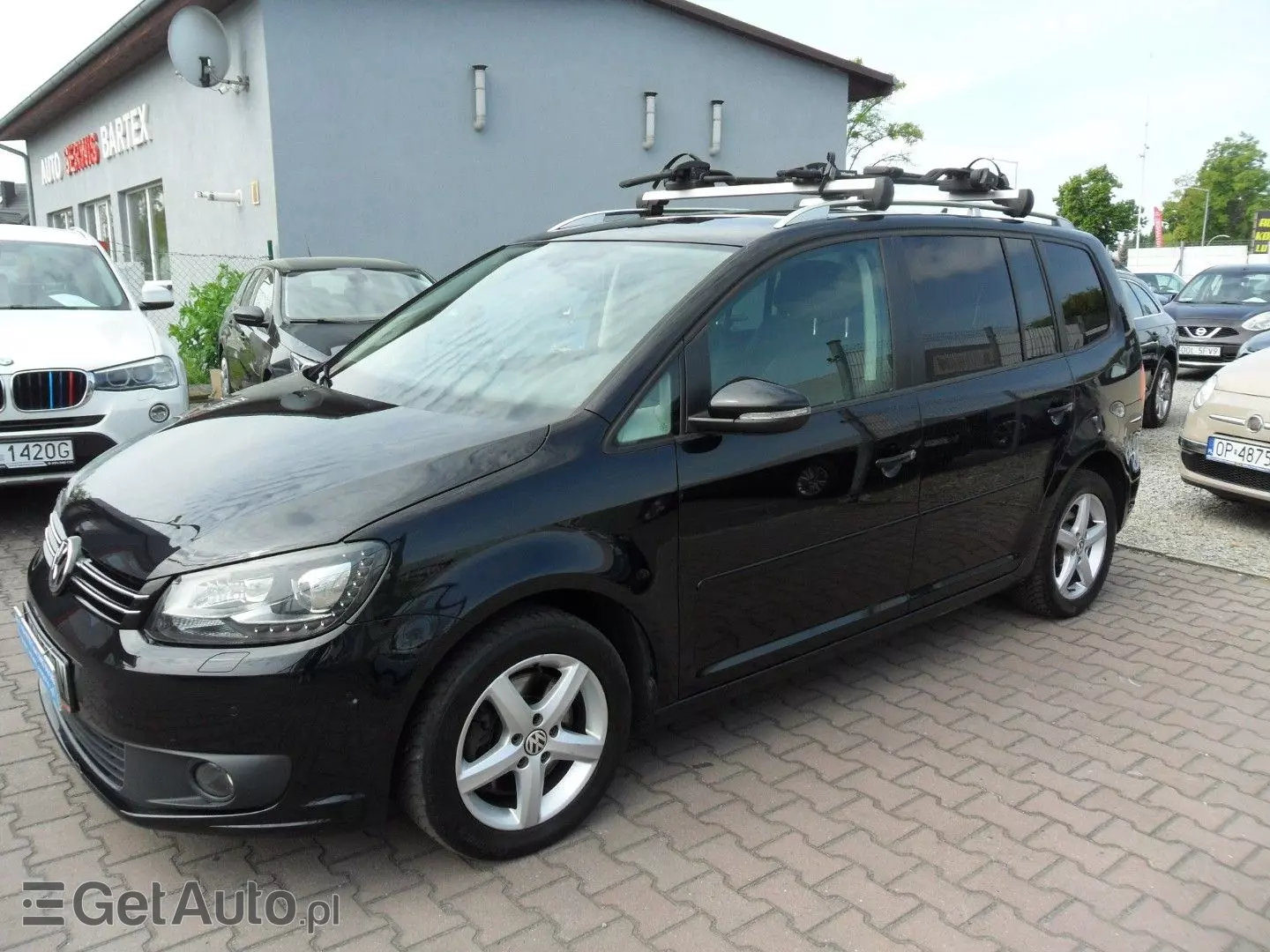 VOLKSWAGEN Touran 