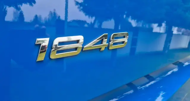 MERCEDES-BENZ MERCEDES-BENZ///ACTROS///1848  ///MP5///LOW DECK///MEGA///JEDYNE  330 TYŚ KM///WYŚWIETLACZ OBCIĄŻENIA  ///VIRTUAL COCPIT///RADAR///LEDY///  KLIMATYZACJA POSTOJOWA///ZABUDOWY MIĘDZYOSIOWE///SALONKA///  PERFEKCYJNY STAN///JAK NOWY 