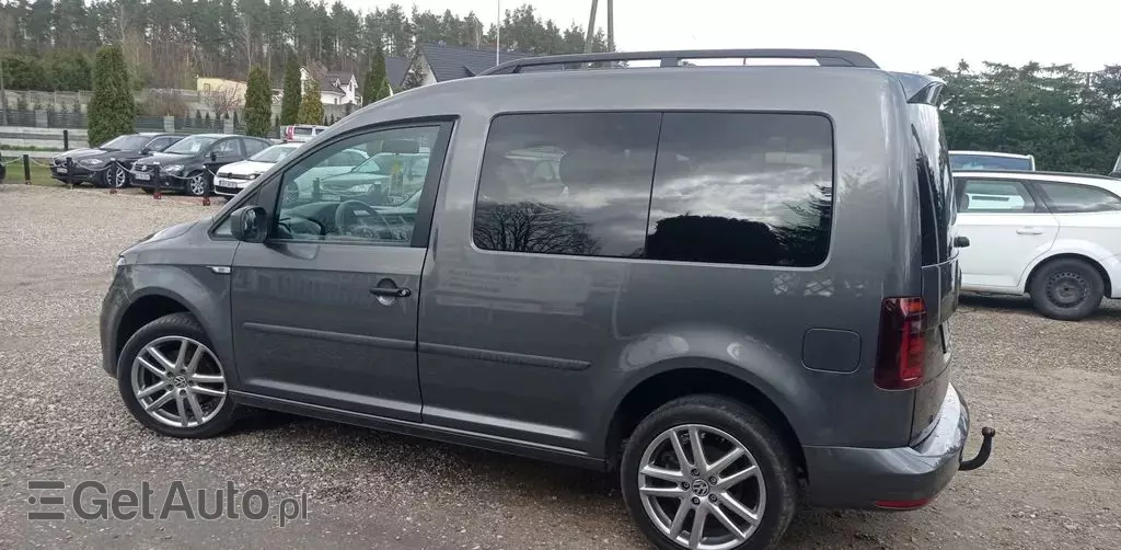 VOLKSWAGEN Caddy California 