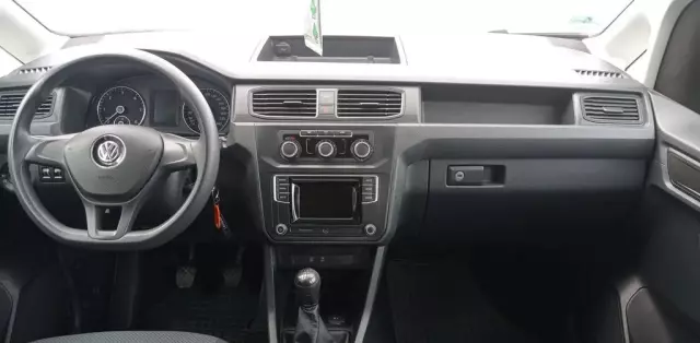 VOLKSWAGEN Caddy California 