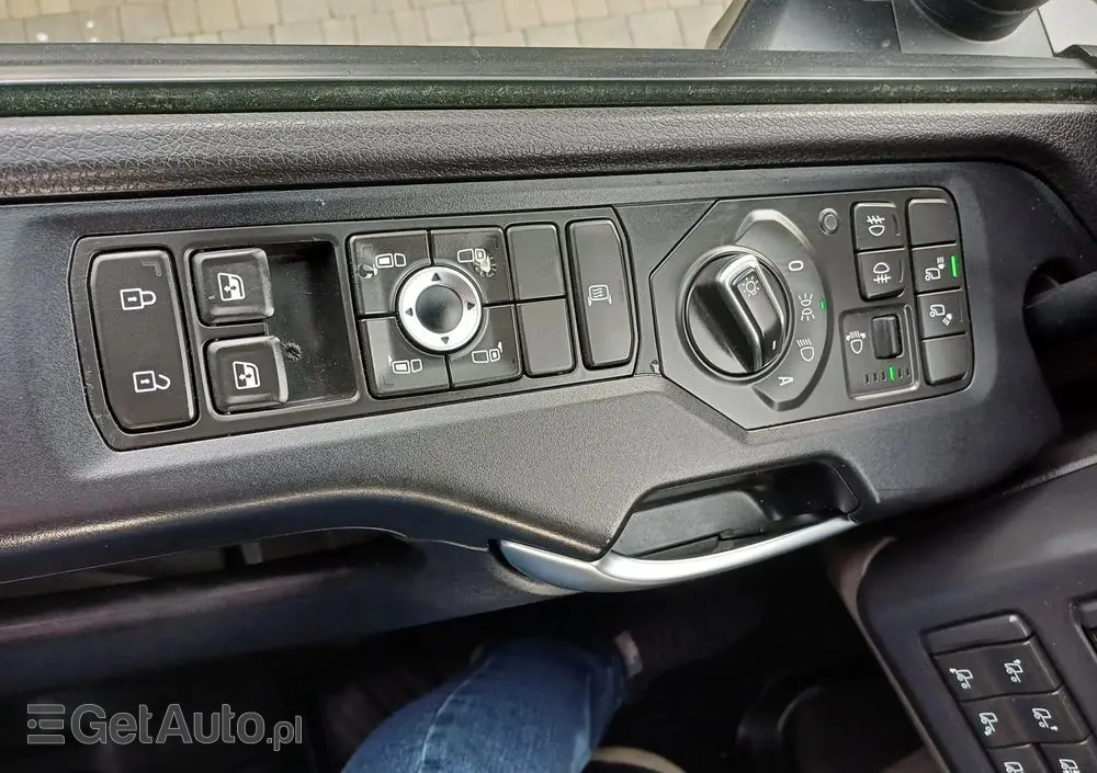 SCANIA P280 klima postoiowa 