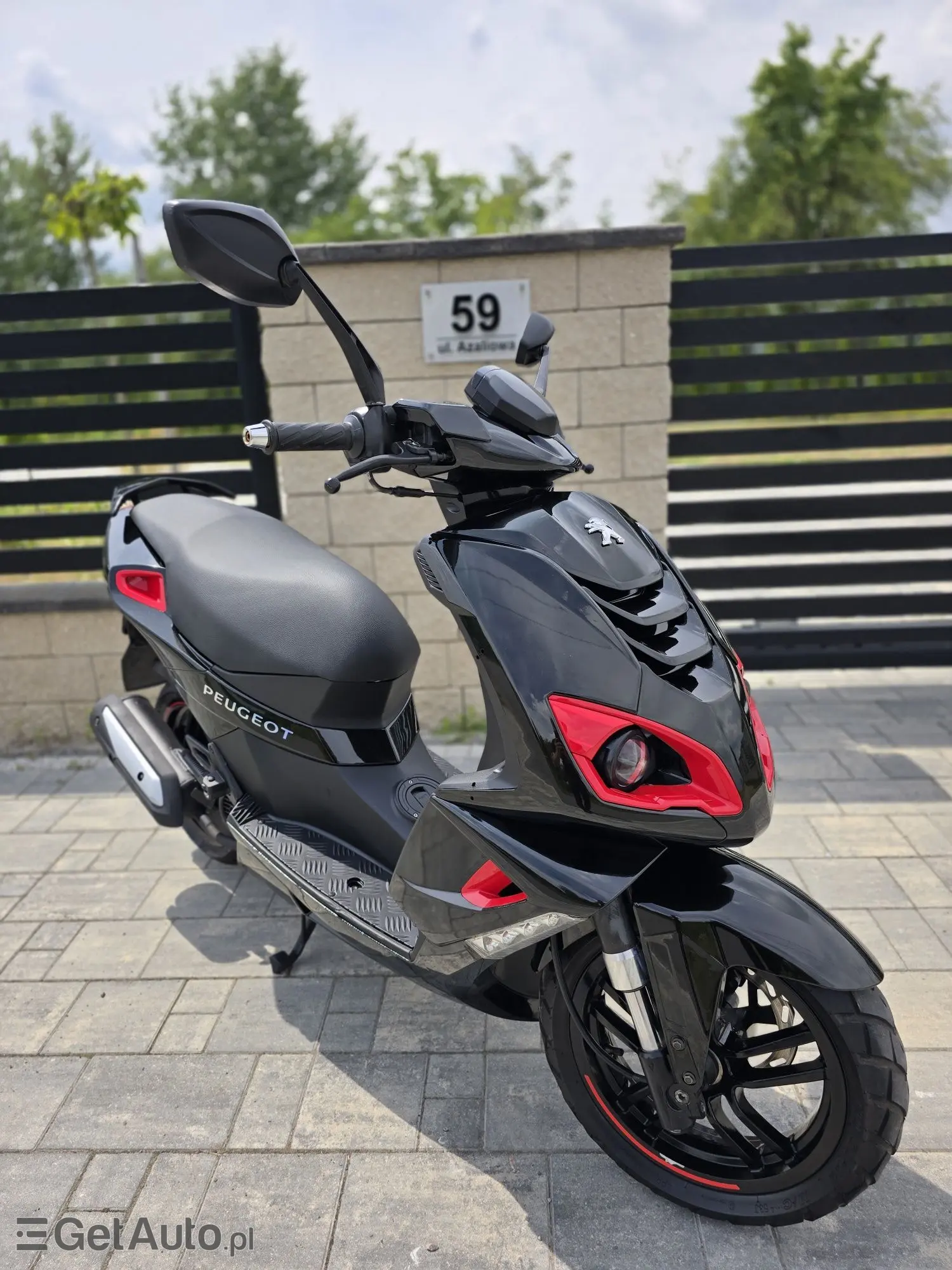 PEUGEOT Speedfight 4 