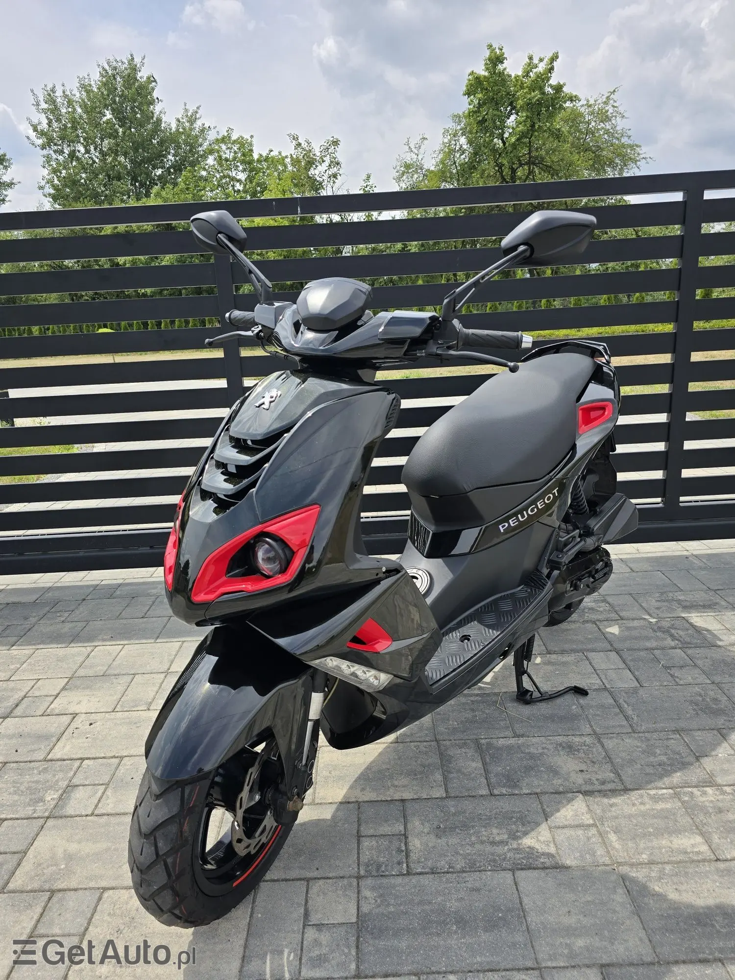 PEUGEOT Speedfight 4 