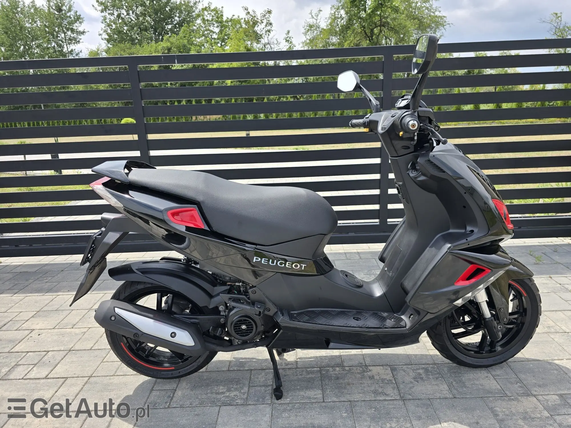 PEUGEOT Speedfight 4 