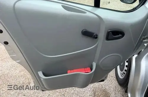 NISSAN Primastar 