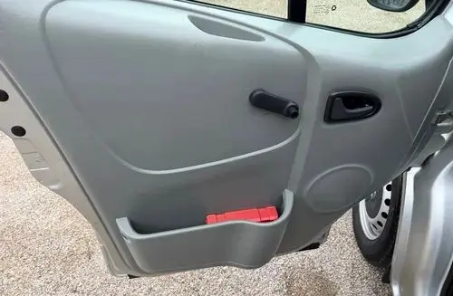 NISSAN Primastar 