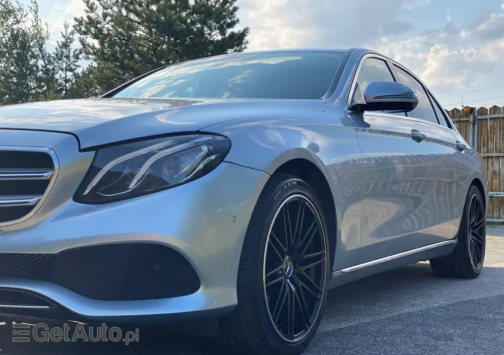 MERCEDES-BENZ Klasa E 350e 9G-TRONIC Avantgarde