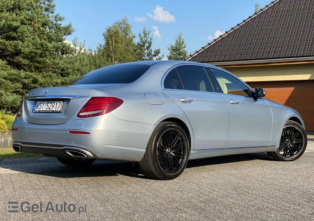 MERCEDES-BENZ Klasa E 350e 9G-TRONIC Avantgarde