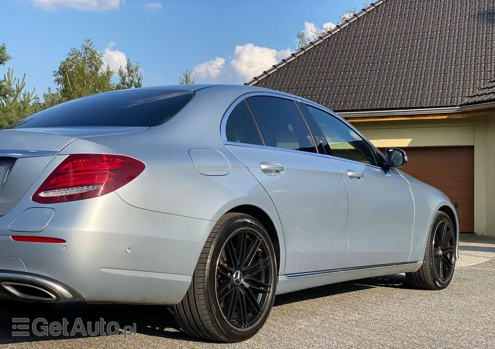 MERCEDES-BENZ Klasa E 350e 9G-TRONIC Avantgarde