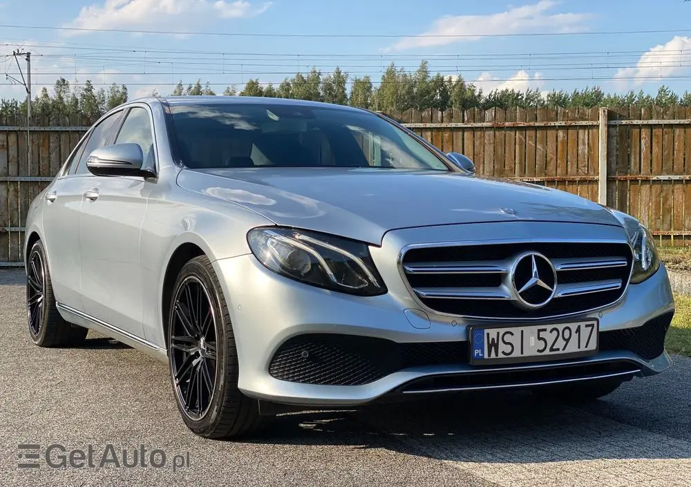 MERCEDES-BENZ Klasa E 350e 9G-TRONIC Avantgarde