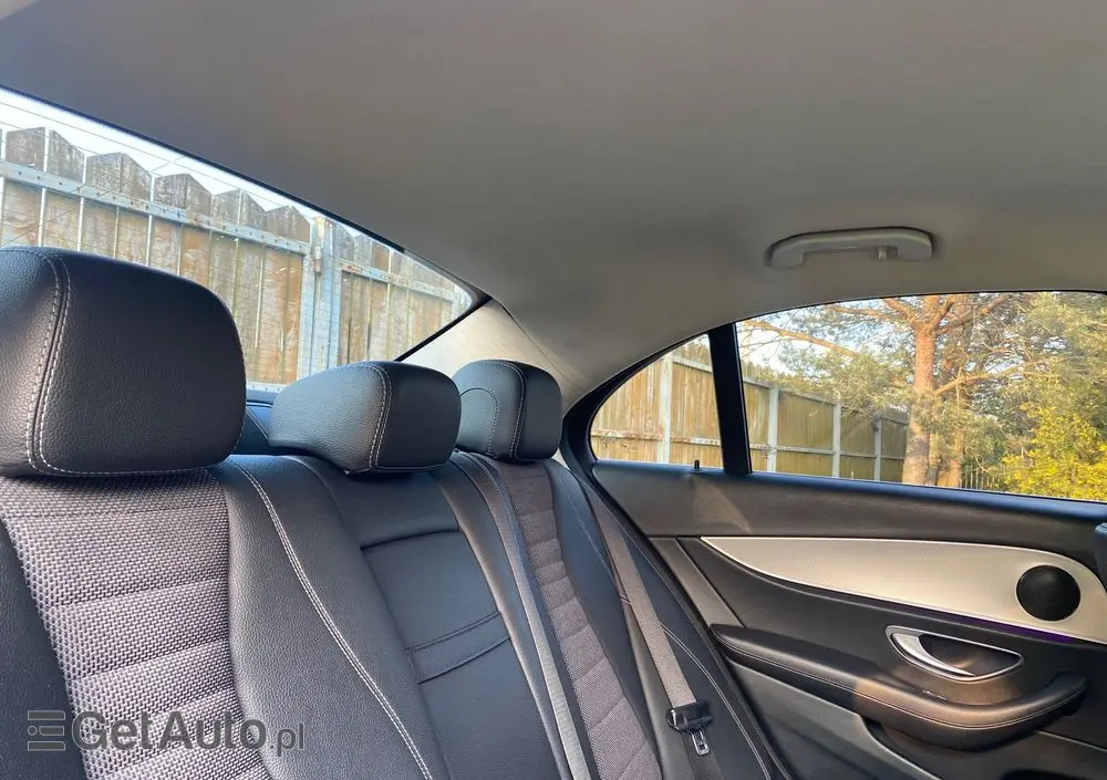 MERCEDES-BENZ Klasa E 350e 9G-TRONIC Avantgarde