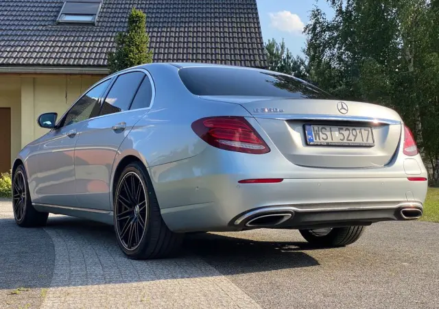MERCEDES-BENZ Klasa E 350e 9G-TRONIC Avantgarde