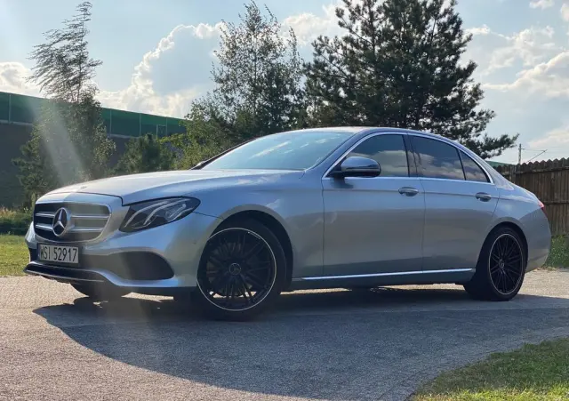 MERCEDES-BENZ Klasa E 350e 9G-TRONIC Avantgarde