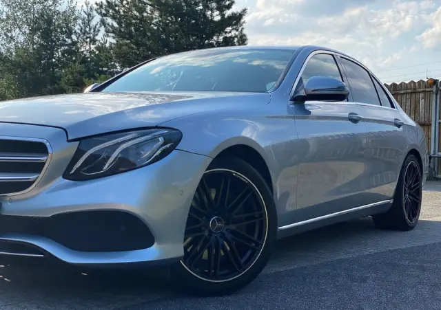 MERCEDES-BENZ Klasa E 350e 9G-TRONIC Avantgarde