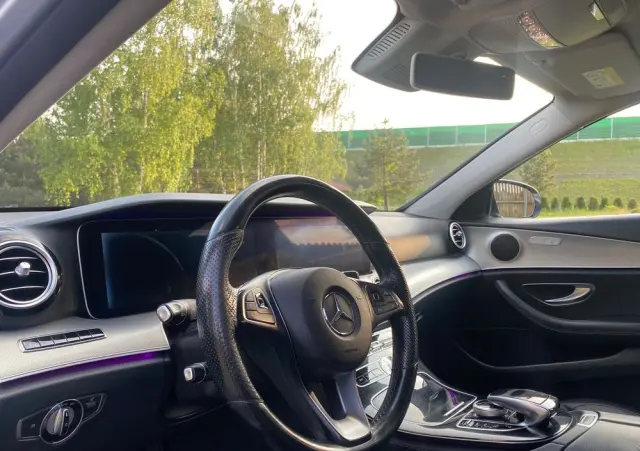 MERCEDES-BENZ Klasa E 350e 9G-TRONIC Avantgarde