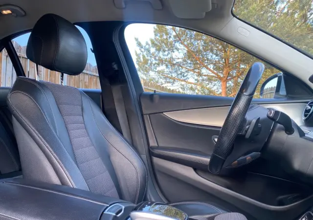 MERCEDES-BENZ Klasa E 350e 9G-TRONIC Avantgarde