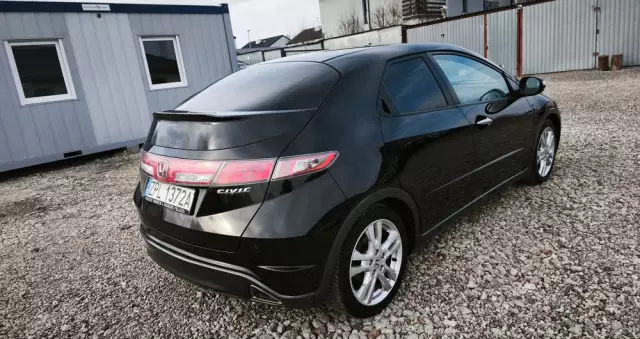 HONDA Civic 1.8 Sport