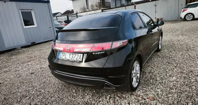 HONDA Civic 1.8 Sport