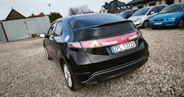 HONDA Civic 1.8 Sport