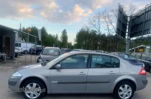RENAULT Megane 