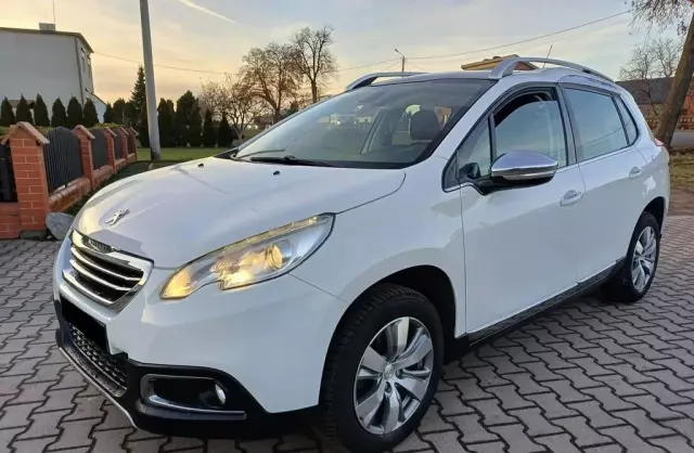 PEUGEOT 2008 