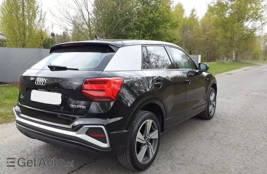 AUDI Q2 