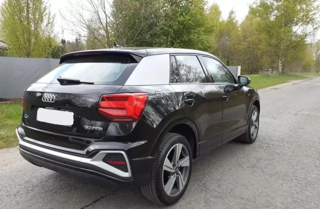 AUDI Q2 