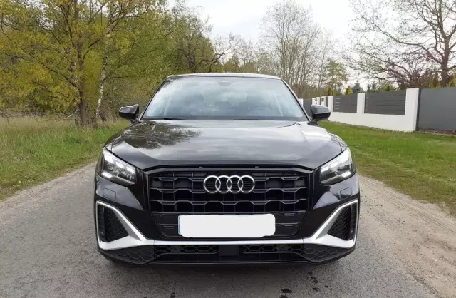 AUDI Q2 