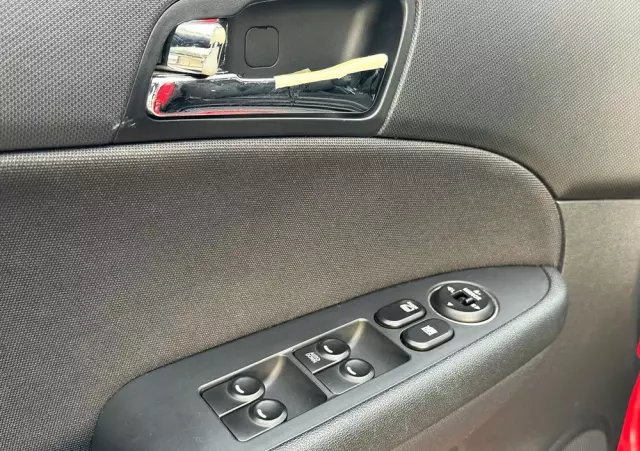 HYUNDAI I30 1.6 CRDi Base +