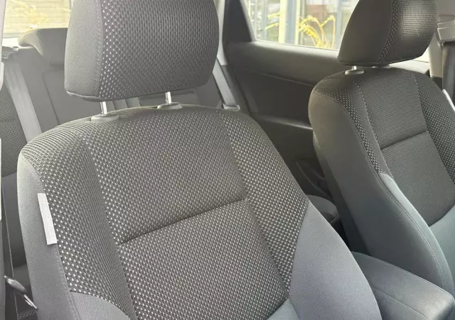 HYUNDAI I30 1.6 CRDi Base +