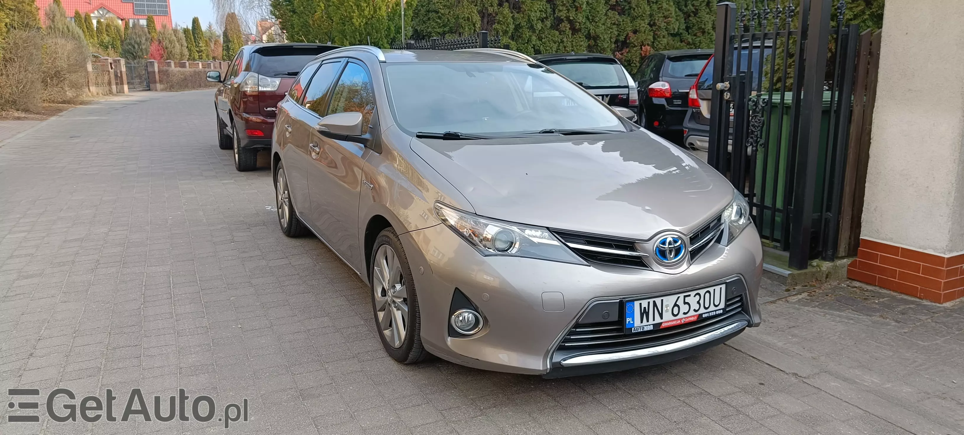 TOYOTA Auris Premium Comfort CVT