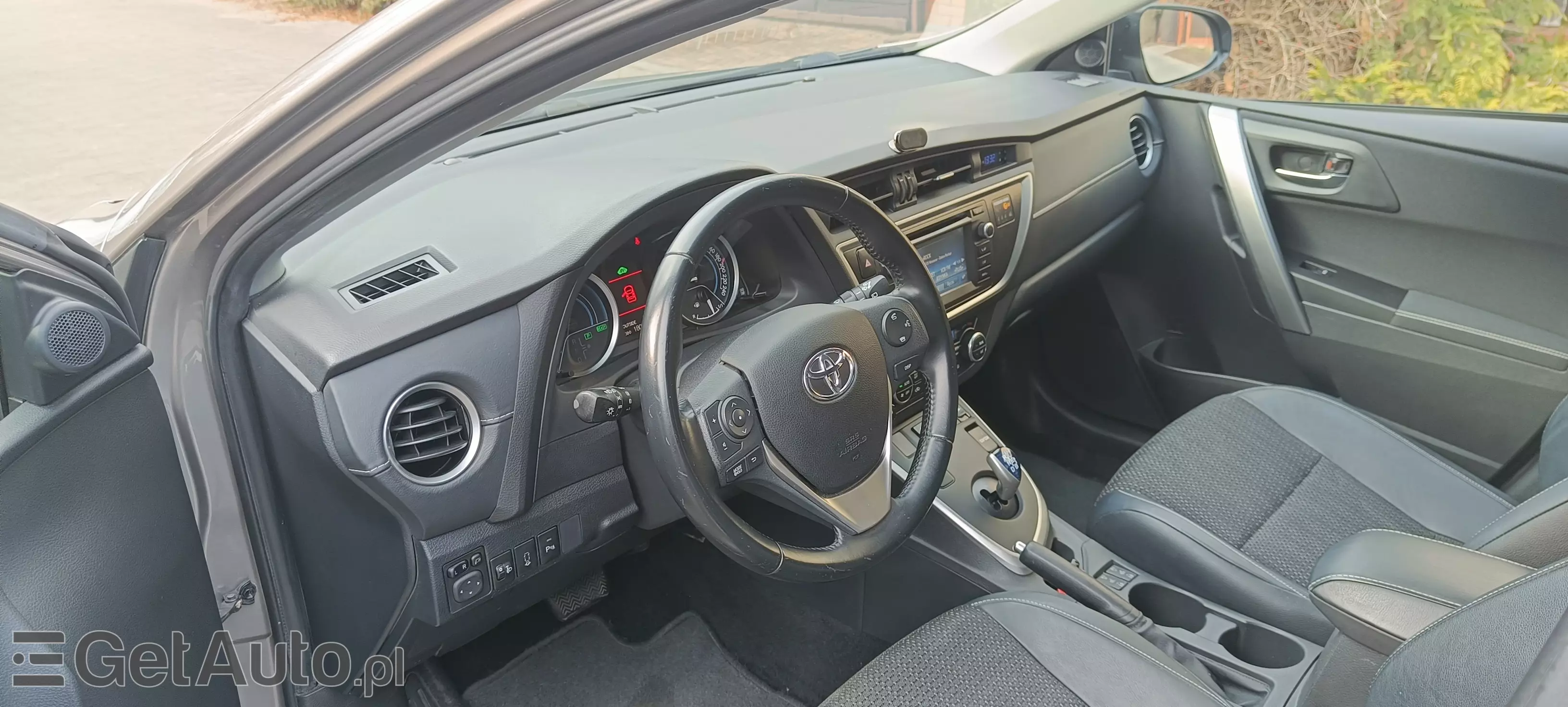 TOYOTA Auris Premium Comfort CVT