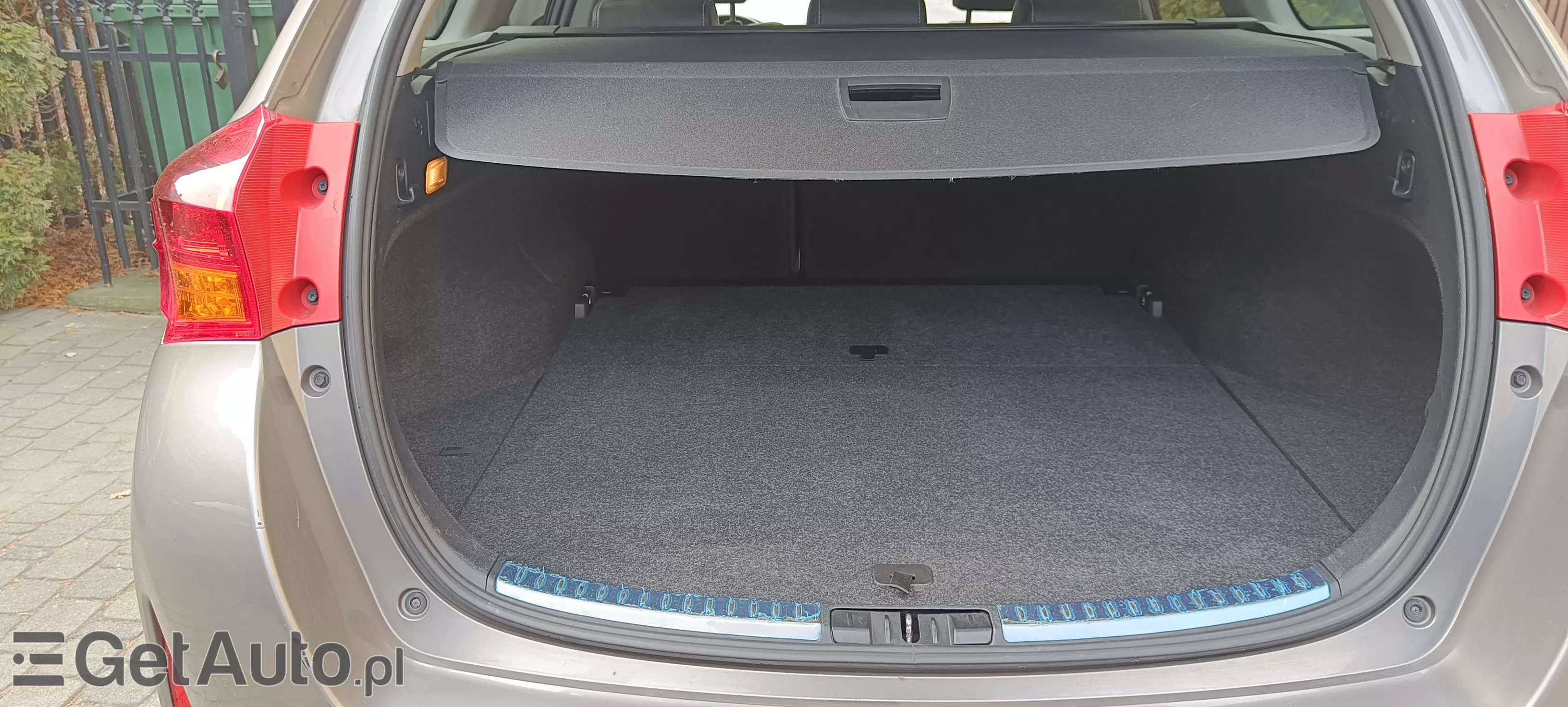 TOYOTA Auris Premium Comfort CVT