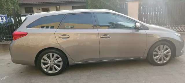 TOYOTA Auris Premium Comfort CVT
