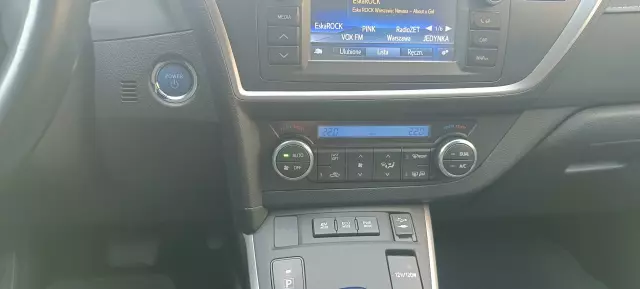 TOYOTA Auris Premium Comfort CVT