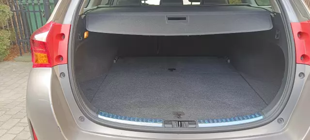 TOYOTA Auris Premium Comfort CVT