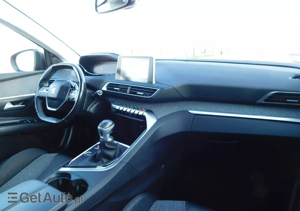 PEUGEOT 3008 1.5 BlueHDi Allure S&S