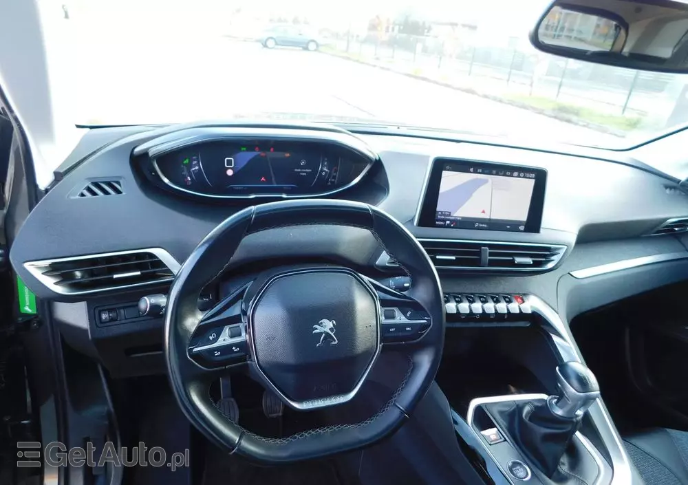PEUGEOT 3008 1.5 BlueHDi Allure S&S
