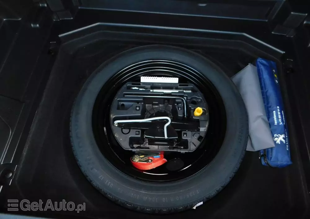 PEUGEOT 3008 1.5 BlueHDi Allure S&S