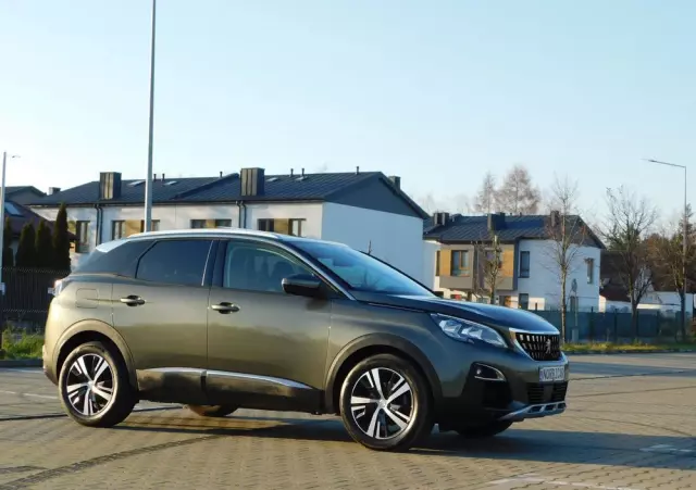 PEUGEOT 3008 1.5 BlueHDi Allure S&S