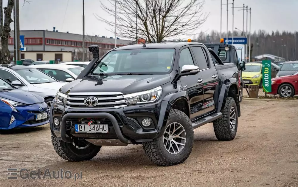 TOYOTA Hilux 