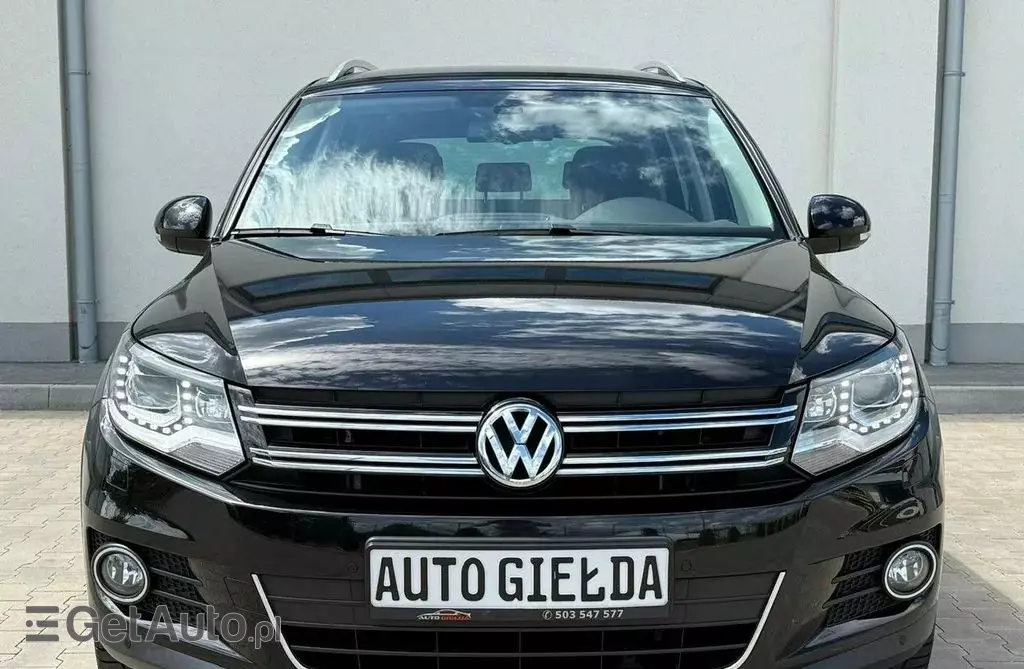 VOLKSWAGEN Tiguan 