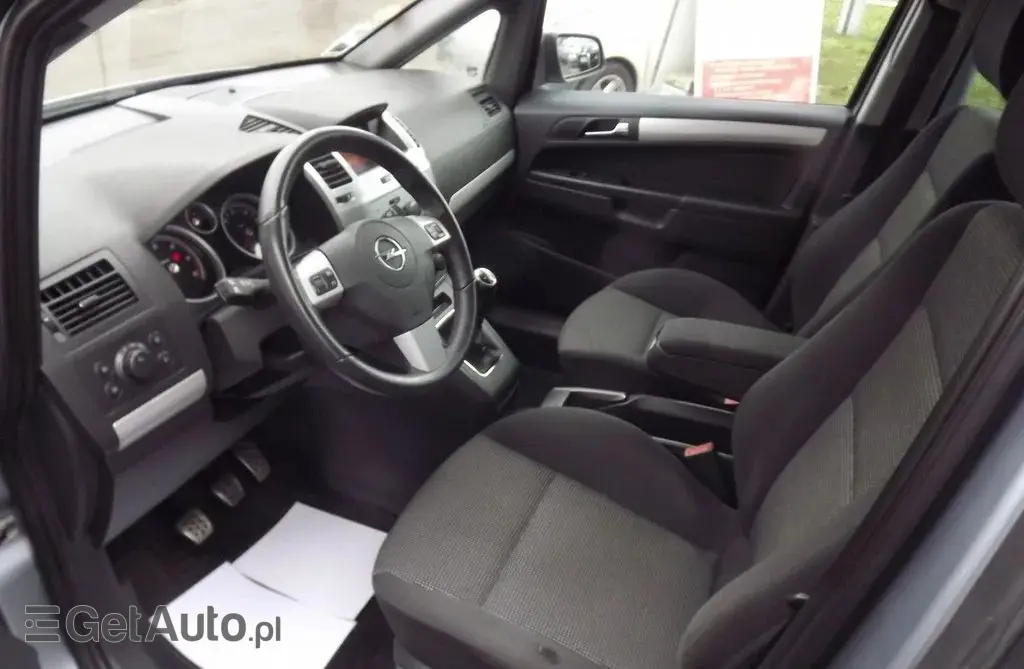 OPEL Zafira 