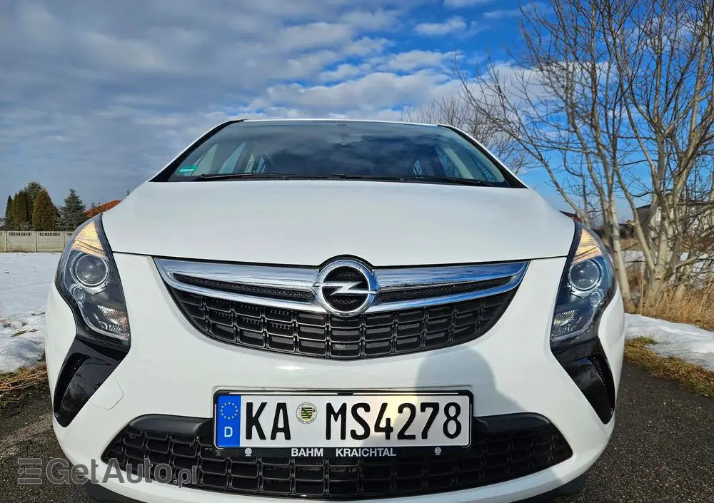 OPEL Zafira Tourer 1.8 Edition