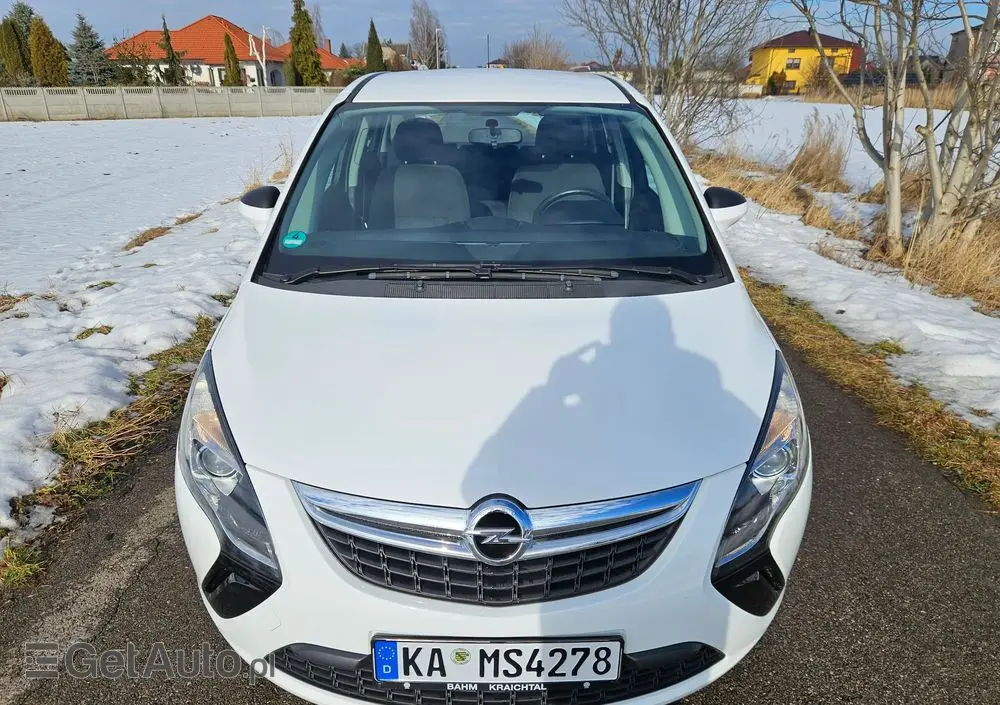 OPEL Zafira Tourer 1.8 Edition