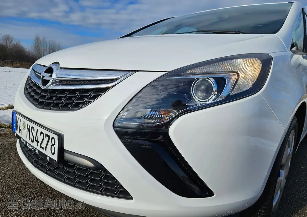 OPEL Zafira Tourer 1.8 Edition