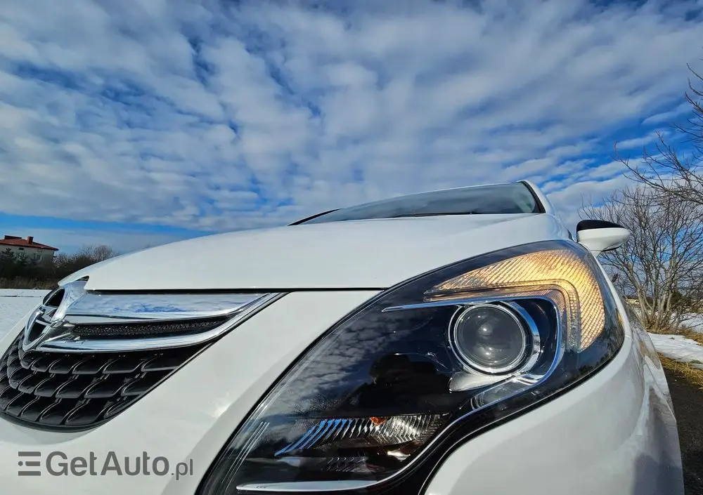 OPEL Zafira Tourer 1.8 Edition