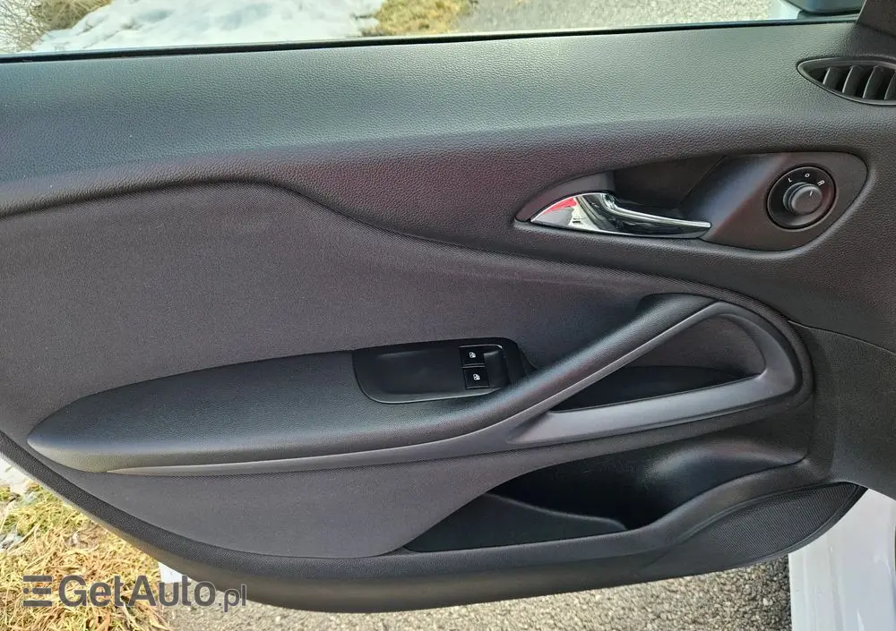 OPEL Zafira Tourer 1.8 Edition