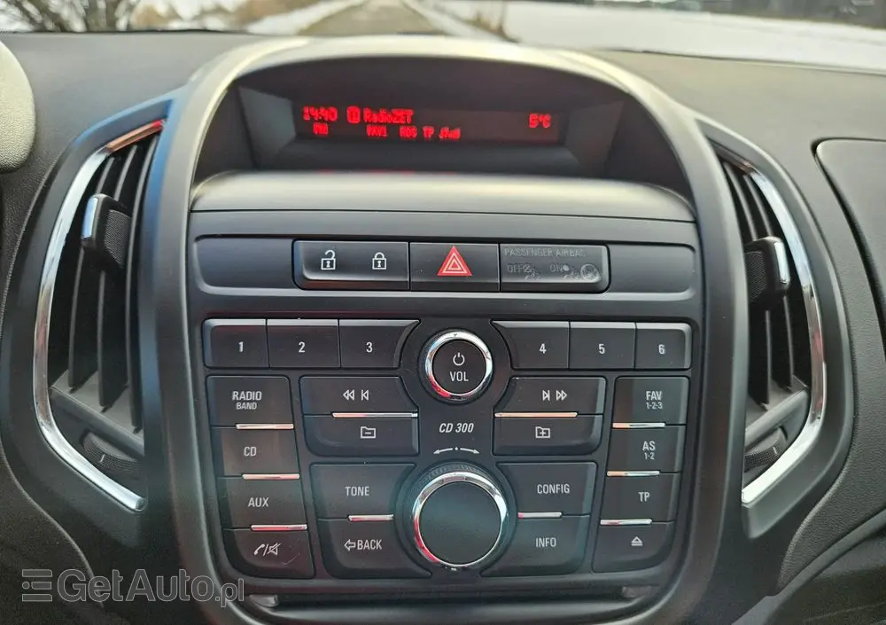 OPEL Zafira Tourer 1.8 Edition